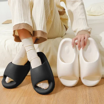 2023Fashion Solid Concise Summer Home Slippers Women Flat Lightweight Indoor Bathroom Slippers Men Couples Slides