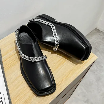 Мода Square Toe Мъжки обувки Корейски луксозна верига Официална рокля Кожени обувки Бизнес Slip-On мокасини Сватба Oxfords Черно