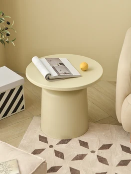 Кремава странична маса, малък хол, кръгла странична маса, масичка за кафе, балконска маса, креативна минималистична кръгла маса