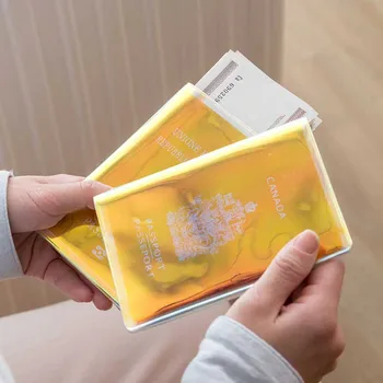 Новопристигнали Аксесоари за пътуване Лазерен паспорт притежател PVC кожа пътуване паспорт покритие случай карта притежателите 13.5cm * 9.2cm