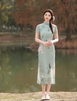 Китайски ретро мандарин яка къс ръкав лотос отпечатани шифон Cheongsam жените ръчно изработени копчета Qipao вечерна рокля